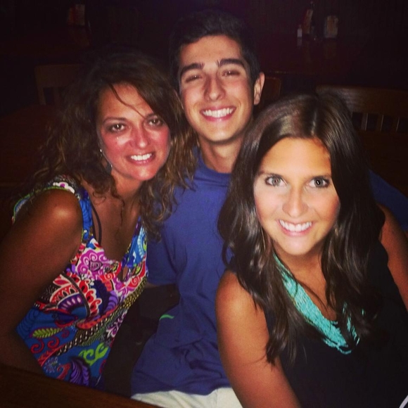 Meet your Posher, Dena - Picture 1 of 1